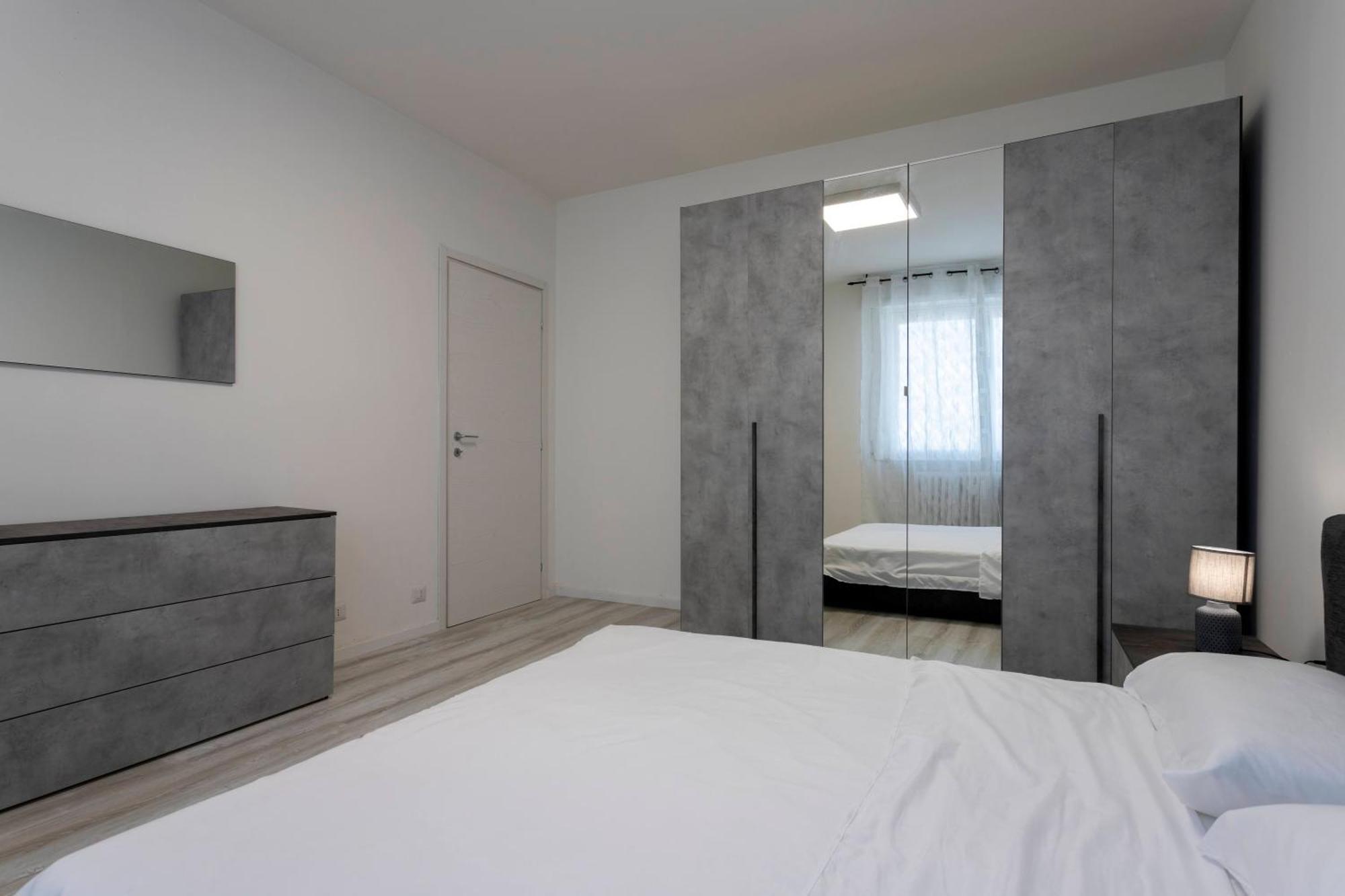Mountain View Apartment Новара Екстер'єр фото